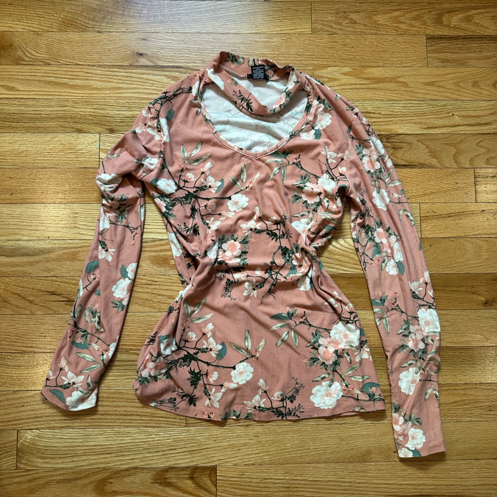 Rue21 Pink Floral Long Sleeve Top with Keyhole Cutout Neckline